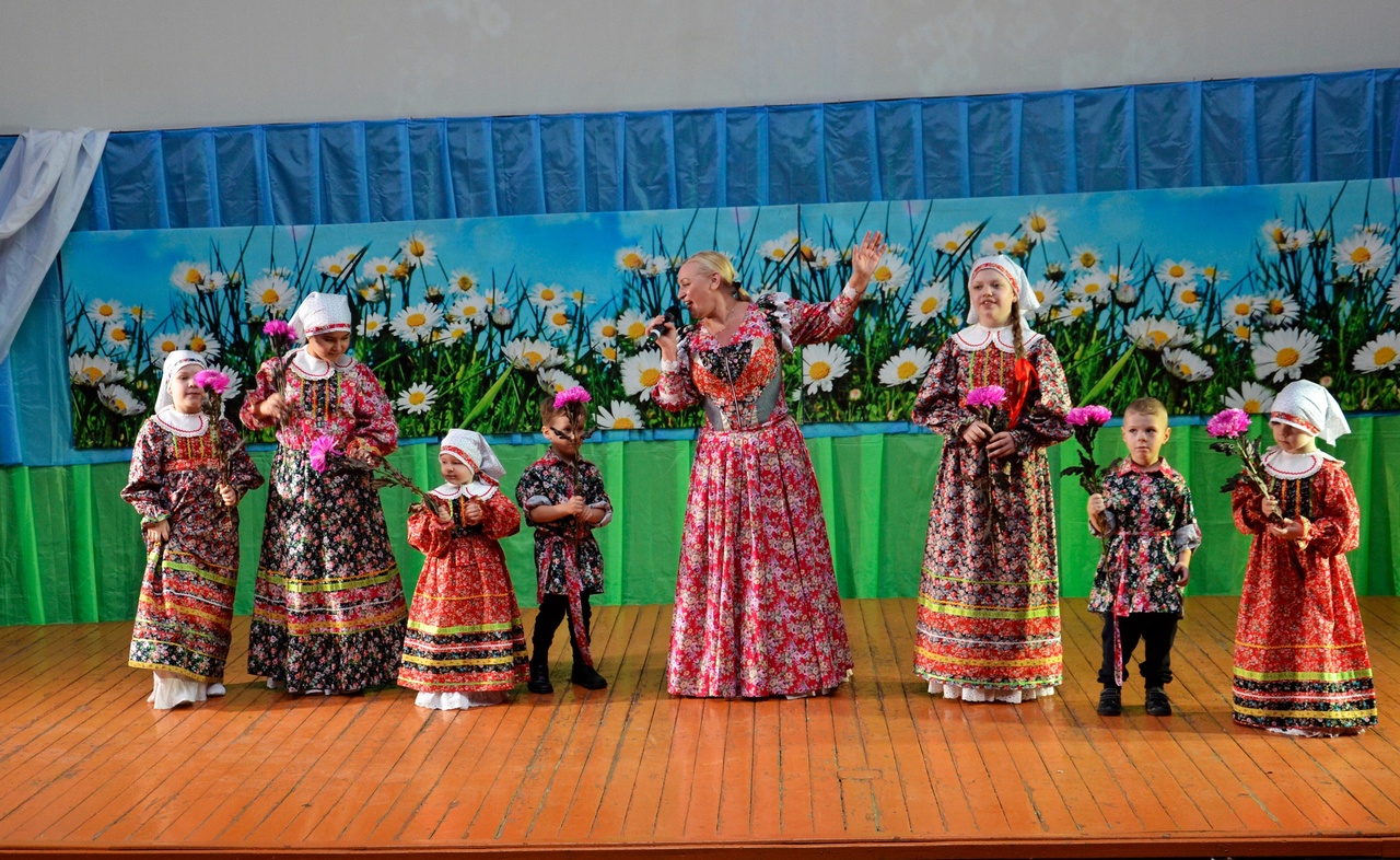 «Родилась в России я»