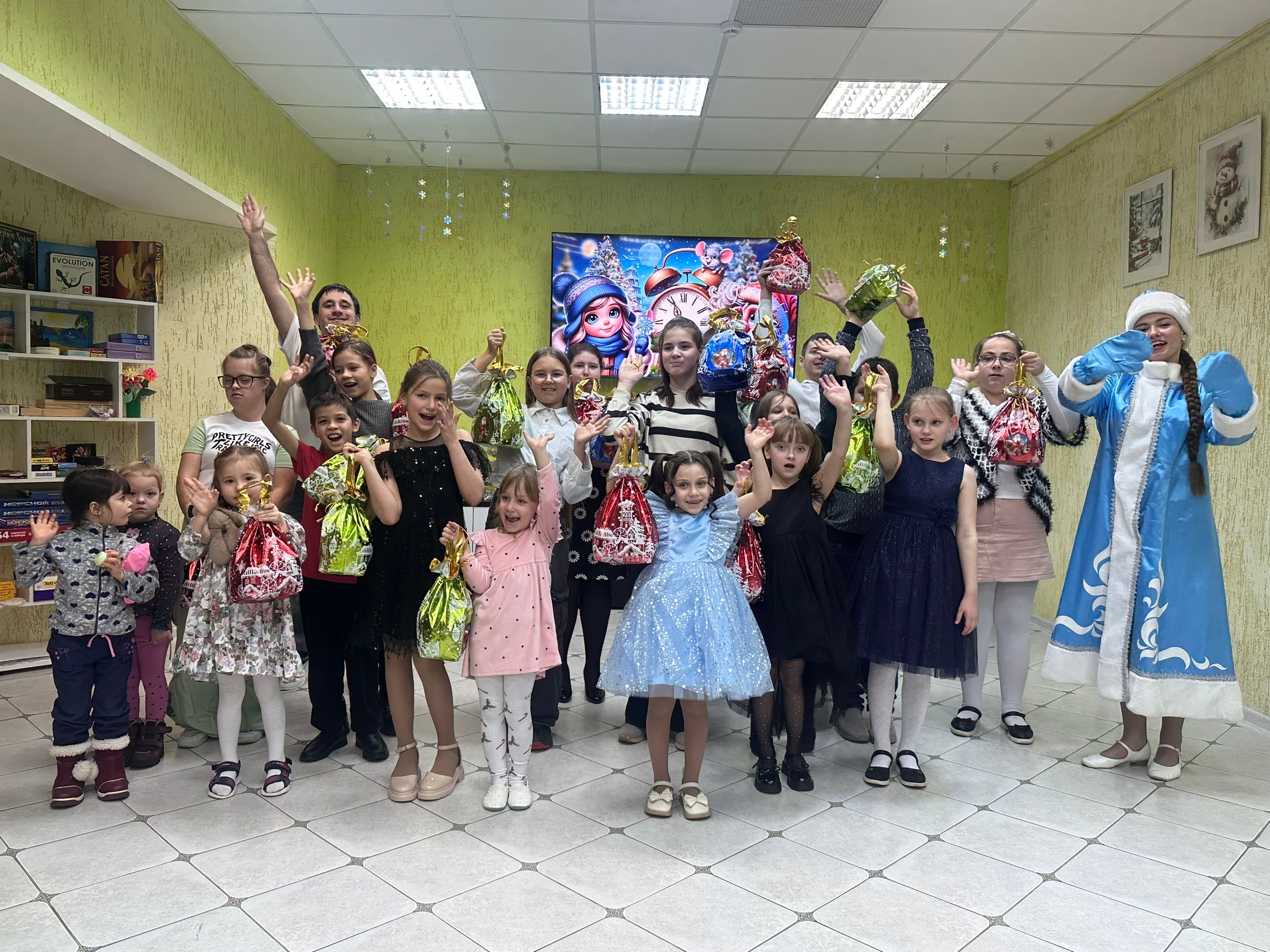 Новогодний творческий вечер в Подростковом пространстве 